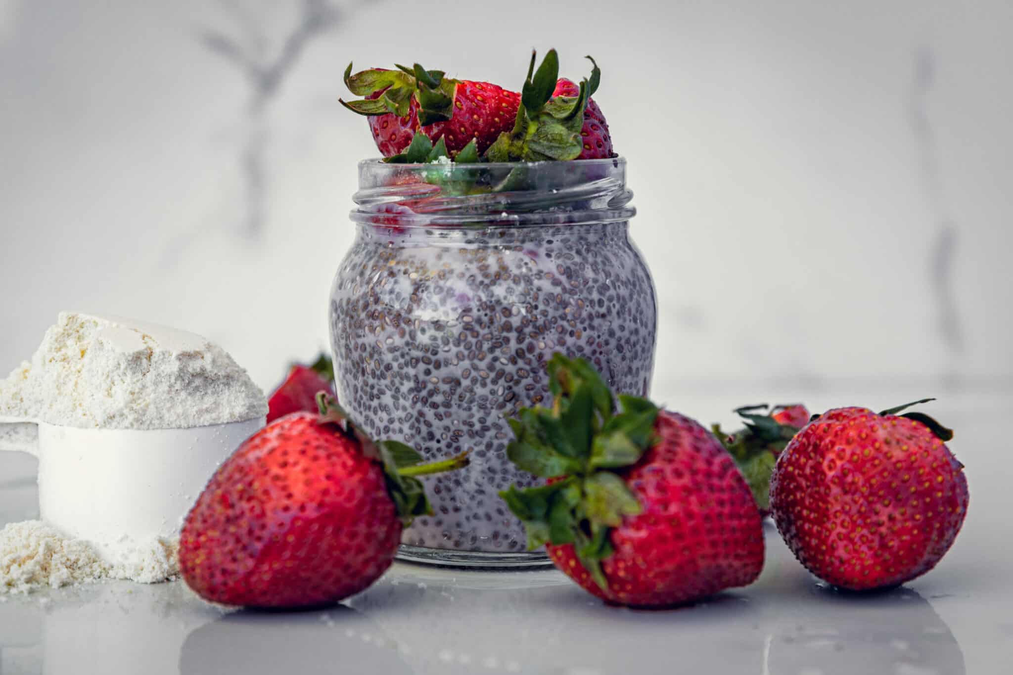 Chia-Pudding-01-Strawberries-Cream-DC3A9304-scaled