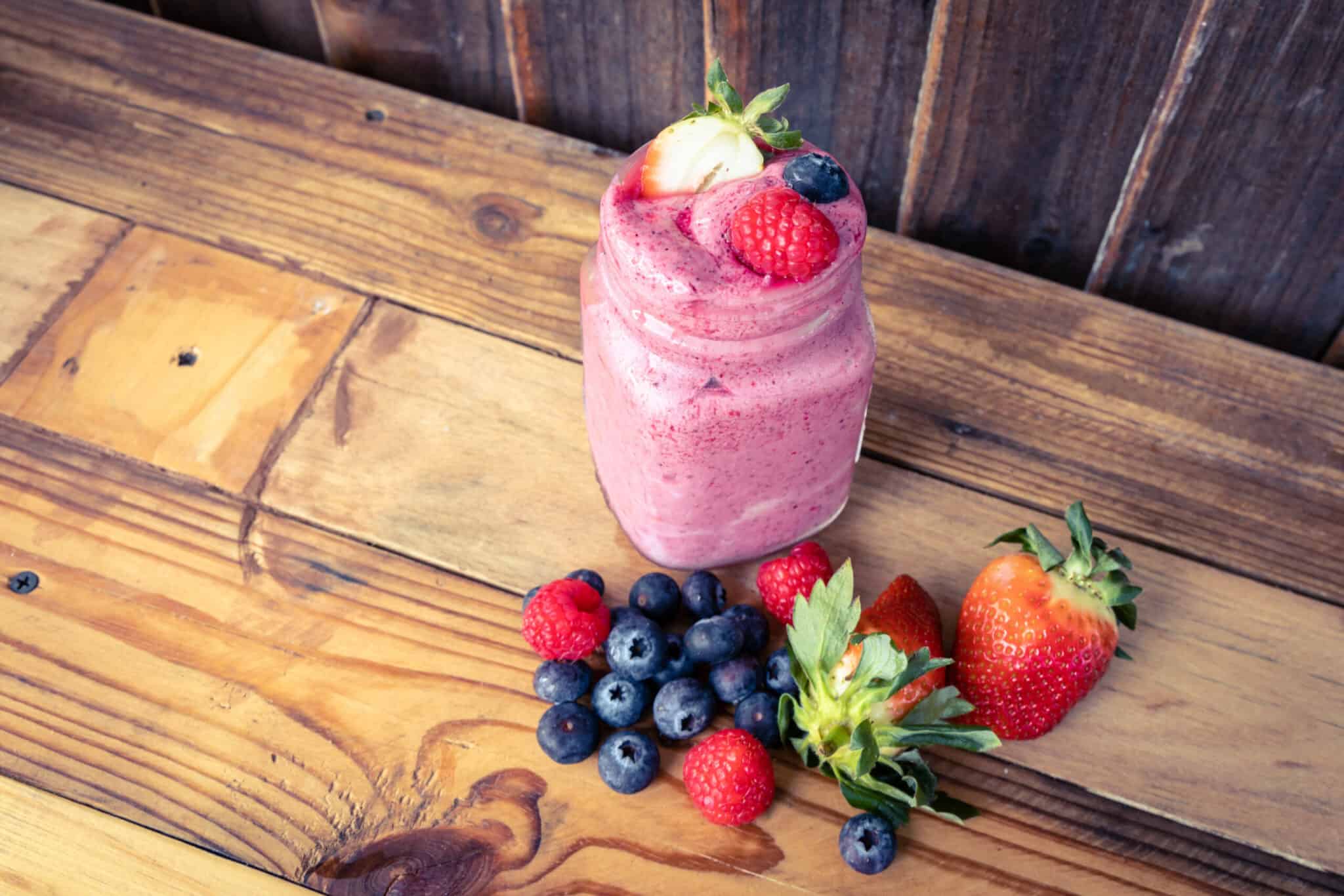 Smoothie-07-Mixed-Berry-7779-2-scaled
