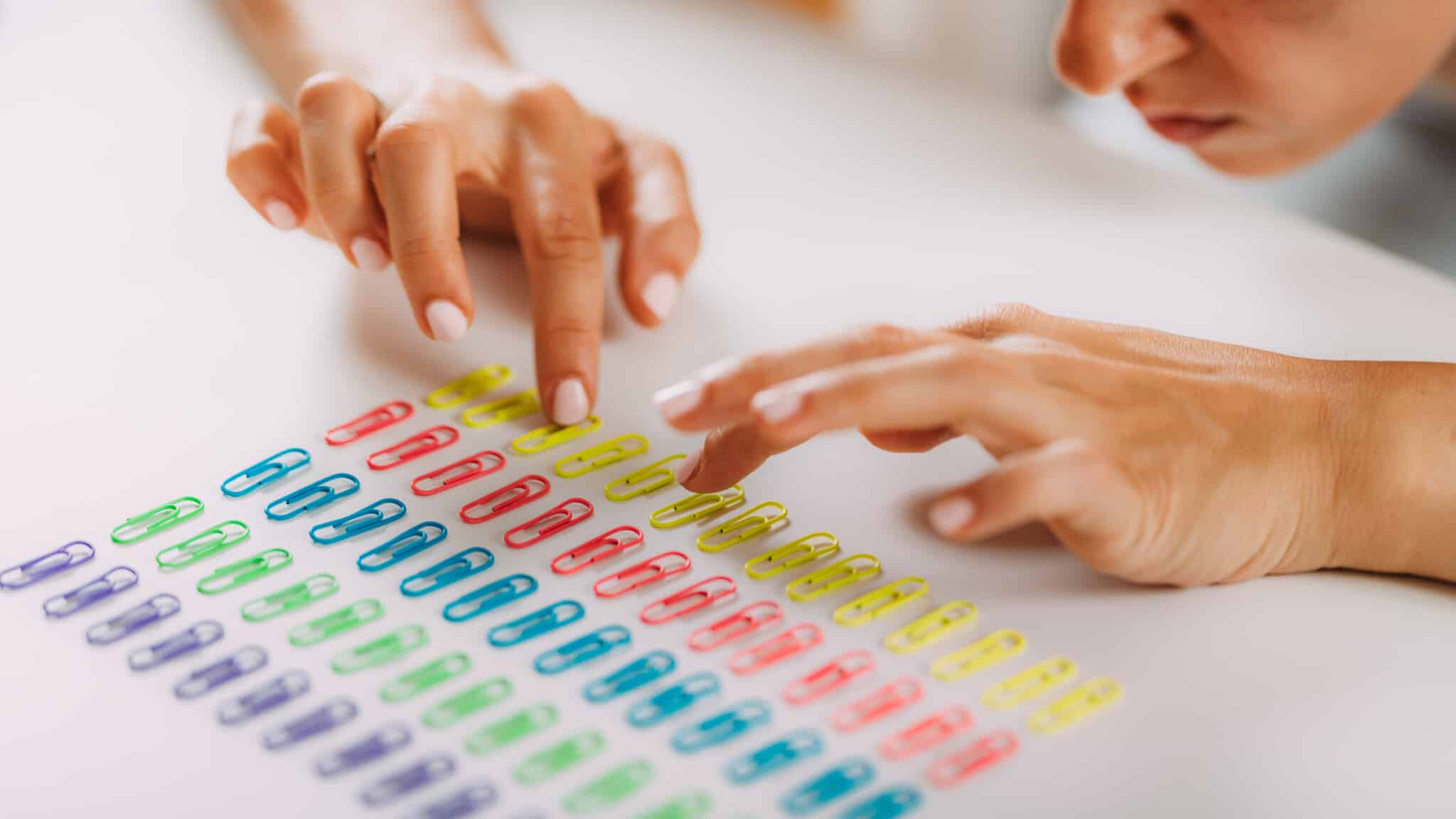 Obsessive,Compulsive,Disorder.,Arranging,Paperclips,In,A,Row.